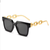 imagen 3 GAFAS DE SOL VINTAGE LUXE- Brazos estilo Cadena